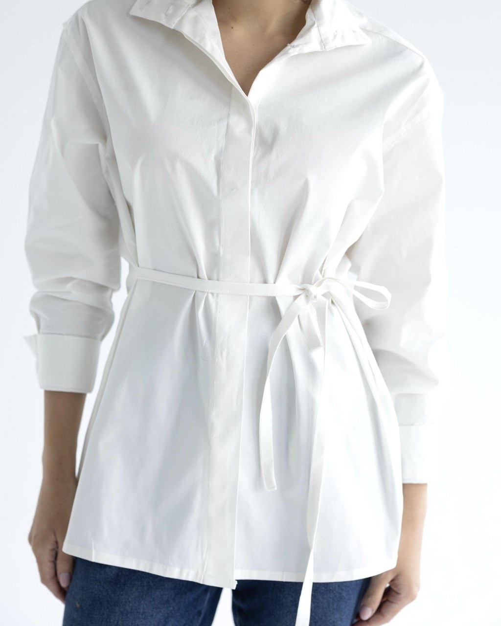 Belted cotton shirt